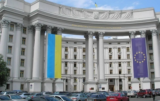 Украина вслед за ЕС заявила о нечестных выборах в Беларуси