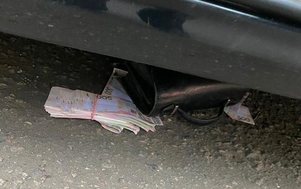 На Сумщине чиновника Укрзализныци поймали на 70 тысячах отката