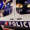 Во Франции неизвестный напал с ножом на полицейских