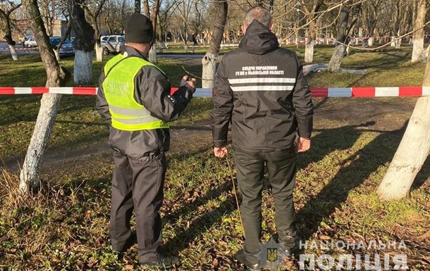 На Львовщине мужчина покончил с собой с помощью петарды