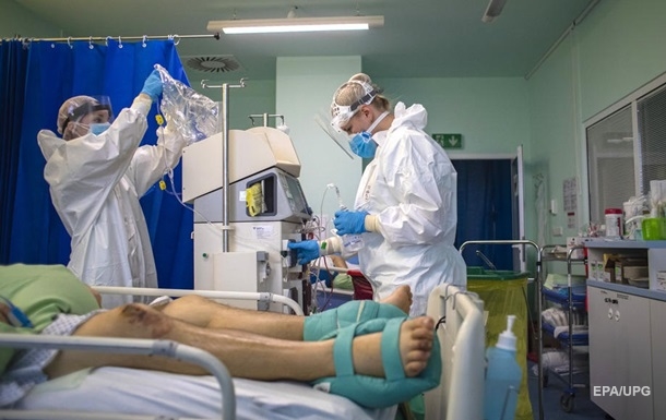 В Германии мужчина скончался после повторного заражения COVID-19