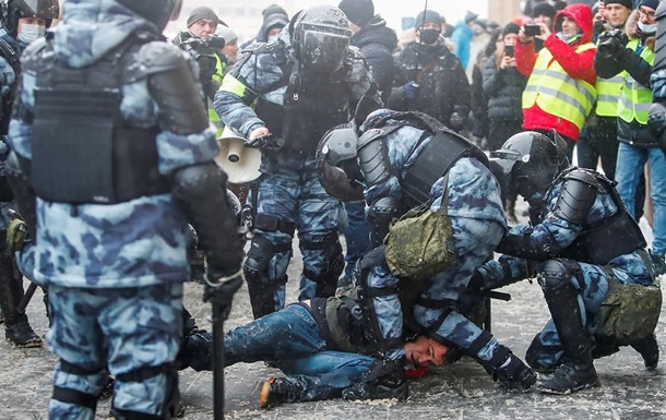 На протестах в России задержали рекордное количество человек