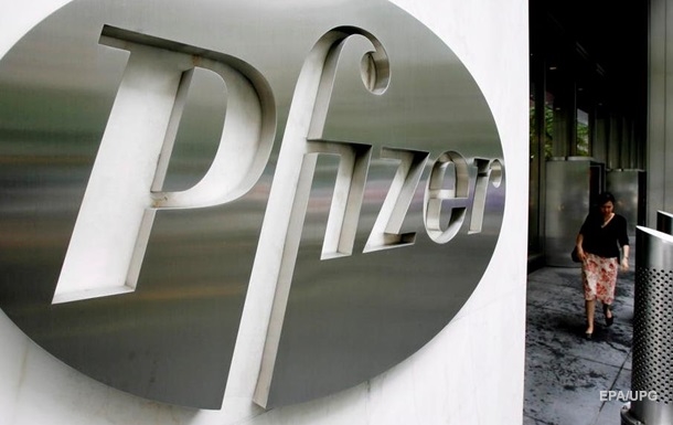 Названы сроки регистрации вакцин Pfizer в Украине