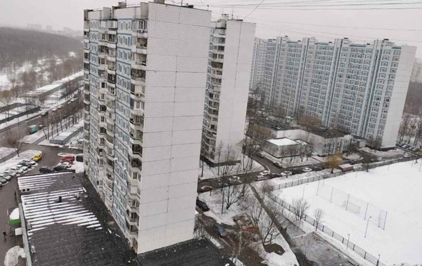 Школьник выпрыгнул с 17 этажа после интима с подругой