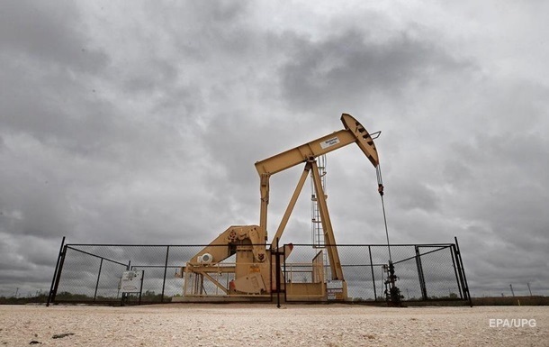 Нефть торгуется почти на минимуме с начала месяца