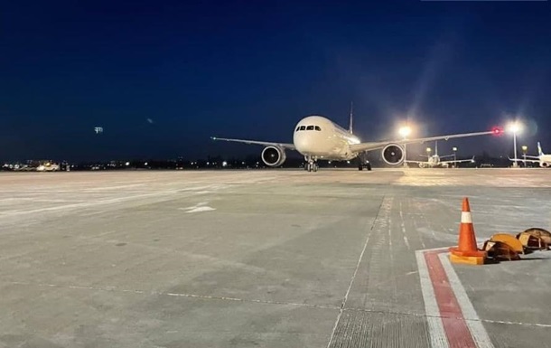 В Украину доставили COVID-вакцину CoronaVac