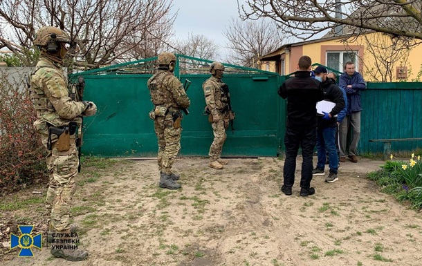На Херсонщине преступников координировали воры в законе из РФ