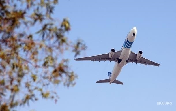 Латвия ввела запрет на авиаперелеты в Беларусь