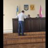 Под Харьковом депутат кричал в громкоговоритель в горсовете