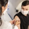 В Ирландии будут вакцинировать подростков