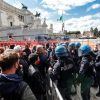 В Италии арестованы лидеры ультраправой партии после протестов антиваксеров