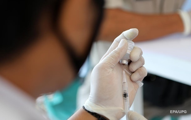 В Молдове 7 тысяч человек сделали прививку просроченной вакциной 