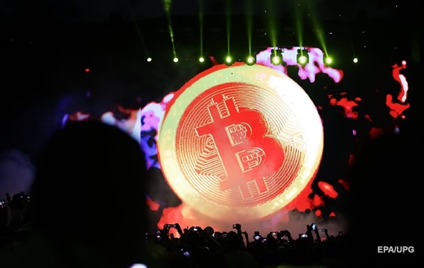 Курс Bitcoin обновил максимум с июня 2022 года